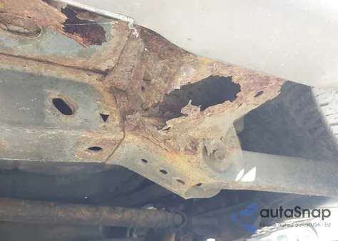 2002 Jeep Grand Cherokee Laredo from USA, damaged, VIN 1J4GW48S22C134627